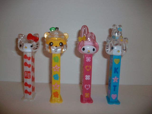 Charlie's PEZ Collection - Hello Kitty